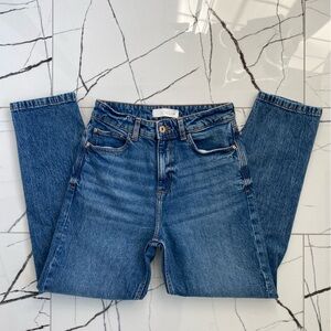 Zara | Z01 High Waist Comfort Mom Fit Jeans (NWOT)